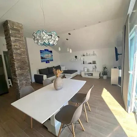 Penthouse Dubrovnik With Amazing View Apartman *